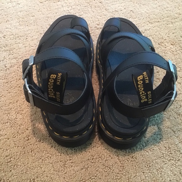 NEW Doc Martens Avry Toe Loop Sandal Black Leather Hydro Platform Womens 5 UK 3 - Picture 3 of 5